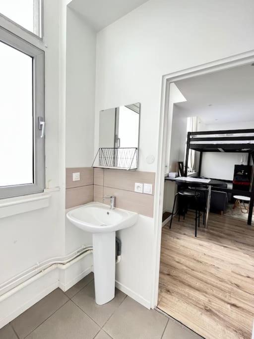 Rome - Studio Meuble A Reims Διαμέρισμα Εξωτερικό φωτογραφία